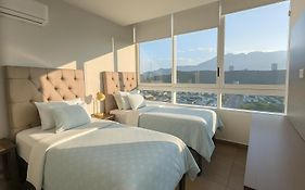 Stylish Panoramic Views City Loft